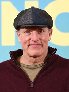 Ezúttal egy kultúrprogramra ugrott be a Budapesten forgató Woody Harrelson