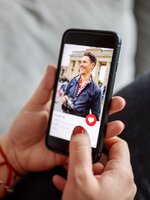 Ghostingol, de az Instán azért csekkolgat – Mi a wanderlove, orbiting vagy sexploration, az online randizás felkapott kifejezései?