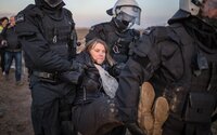 Greta Thunberg tüntetni ment Németországba, őrizetbe is vették