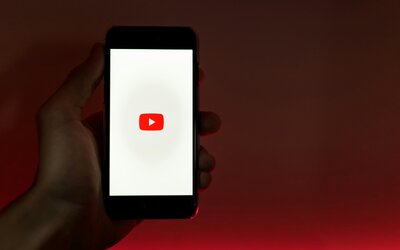 Hamarosan többet kell fizetni a reklámmentes YouTube-ért, a Netflix is megdrágul