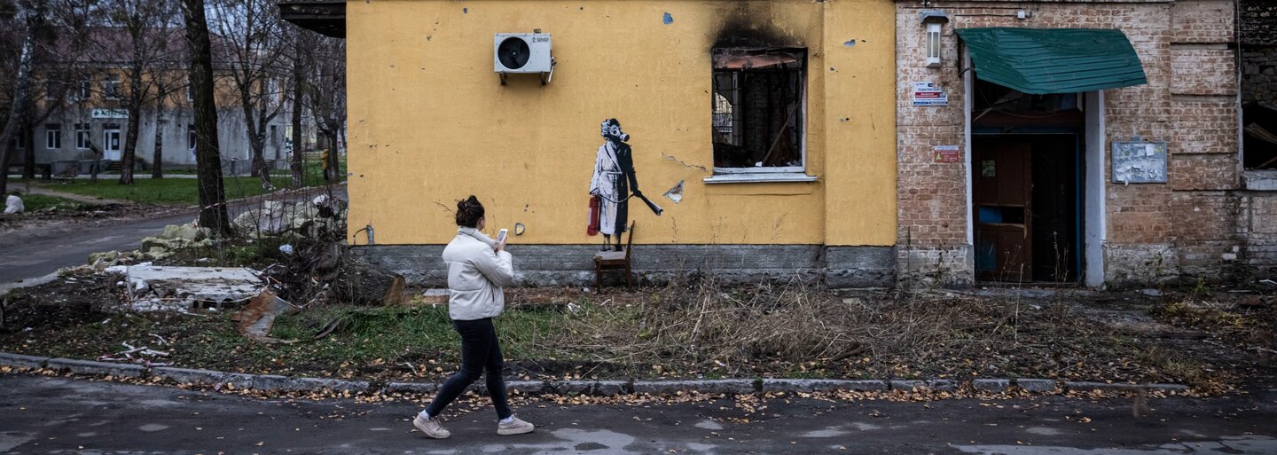 Hazafias műkincstolvajok lovasították meg Banksy egyik graffitijét Ukrajnában