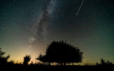 Hétfő hajnalban a nyár leglátványosabb csillaghullásának lehetünk szemtanúi 