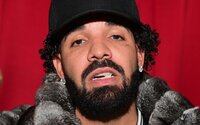 Híres rapper gyilkosságának ügyében idézte be Drake-et a bíróság 