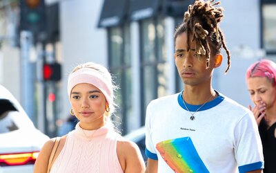 Jaden Smith egy modellel csókolózott Ibizán, aki láthatóan nem a barátnőjeként ismert Sab Zada