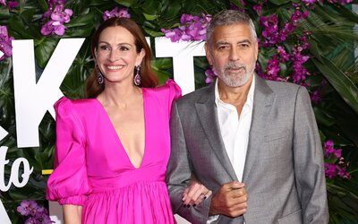 Julia Roberts estélyi ruháját George Clooney arcképei díszítették 