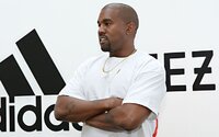 Kanye West miatt szapulta az Adidas-t a világhírű divattervező – a poszt villámgyorsan eltűnt