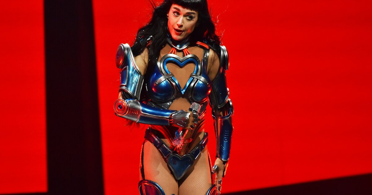 Katy Perry és Justin Trudeau felvállalták a kapcsolatukat: kézen fogva sétáltak Párizsban