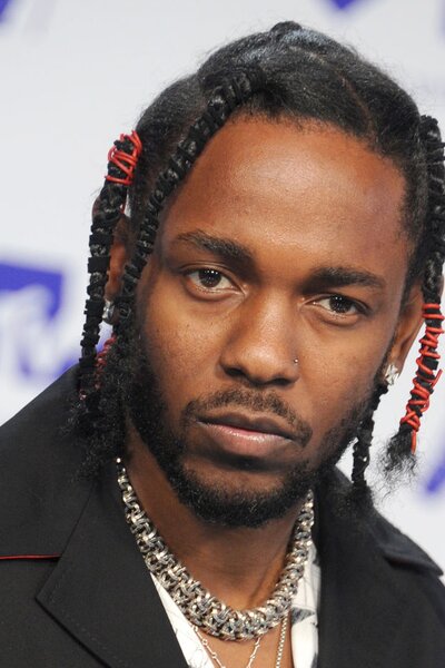Kendrick Lamar új diss trackje kőkeményen odapörköl Drake-nek