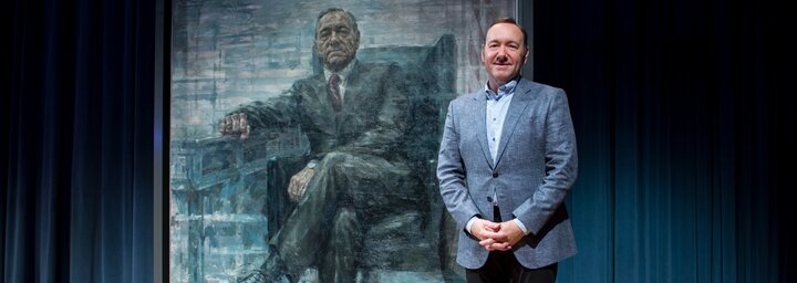 Kevin Spacey visszatért, újra Frank Underwood bőrébe bújt a House of Cards sztárja