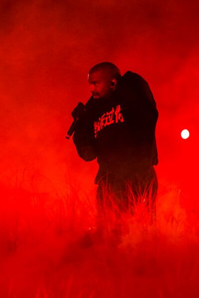 Kínában debütált Kanye West új száma, ahol egy érkező albumot is bejelentett 