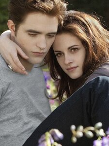 Kristen Stewart szerint Edward Cullen az Alkonyatból egy „elbaszott“ karakter