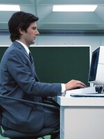 Különválás: a sorozat, ami tökéletesen bemutatja, mit vár el a Z generáció egy munkahelytől