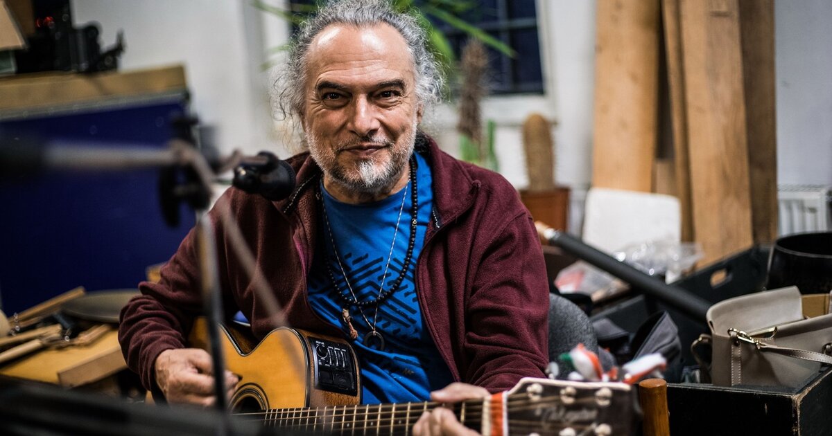Laár András kilép a KFT-ből