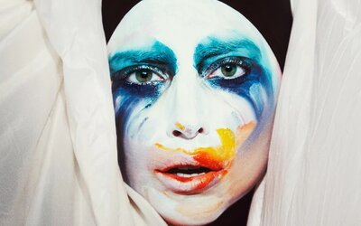 Lady Gaga legnagyobb bukása karrierjének legjobb lemeze volt – Tíz éve jelent meg az Artpop
