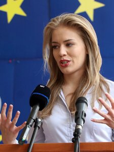 Lemondott Rácz Zsófia miniszteri biztos, korábbi fiatalokért felelős helyettes államtitkár