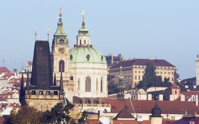 Lövöldözés volt a prágai Károly Egyetemen, legalább 11 ember meghalt