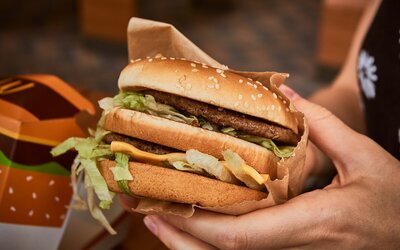 Megújulnak a McDonald's ikonikus hamburgerei! – Mutatjuk mire kell számítani