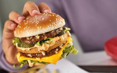 Megváltoztak a hamburgerreceptek a Mekiben