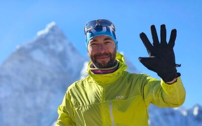 Nem találta meg a mentőcsapat Suhajda Szilárdot az Everesten, befejezték a magyar mászó keresését