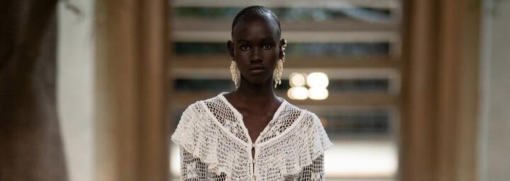 Nincs kétség, hogy a Chanel divattörténelmet írt a dakari fashion show-val
