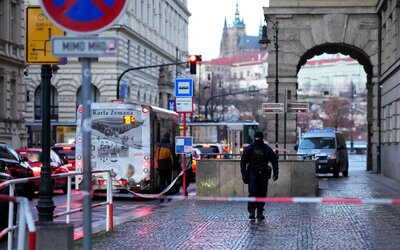 Prágai lövöldözés: külföldi áldozatok is vannak, az elkövető nem először gyilkolhatott