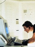 REFRESHER-KVÍZ: Tudod, mire jó a Ctrl+Z, vagy hogyan tudod újraindítani a géped, ha lefagyott? Mennyire vagy szájbergyerek?