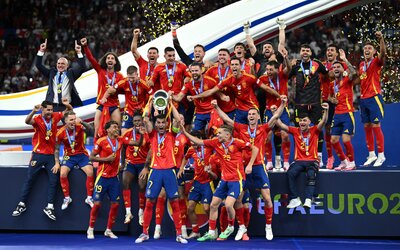 Spanyolország veretlenül, a legtöbb gólt szerezve nyerte meg az Európa-bajnokságot