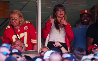 Taylor Swiftet meg fogják csalni – legalábbis erre figyelmeztet annak az NFL-játékosnak az exe, akivel elvileg randizgat