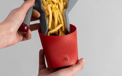 Ultramenő és nem végzi a kukában – Így néznek ki a McDonald's újrahasznosítható csomagolásai 