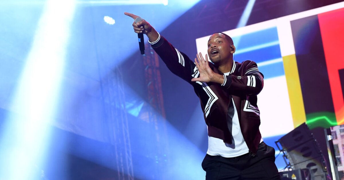 Will Smith megmutatta az Oscar-díját a budapesti közönségnek