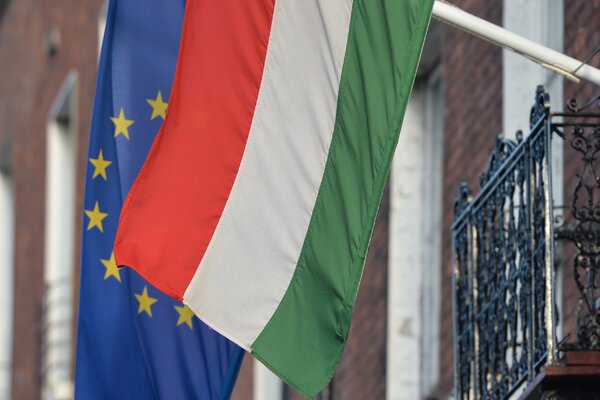 A magyar társadalom hány százaléka tartozik az LMBTQ+-közösséghez?