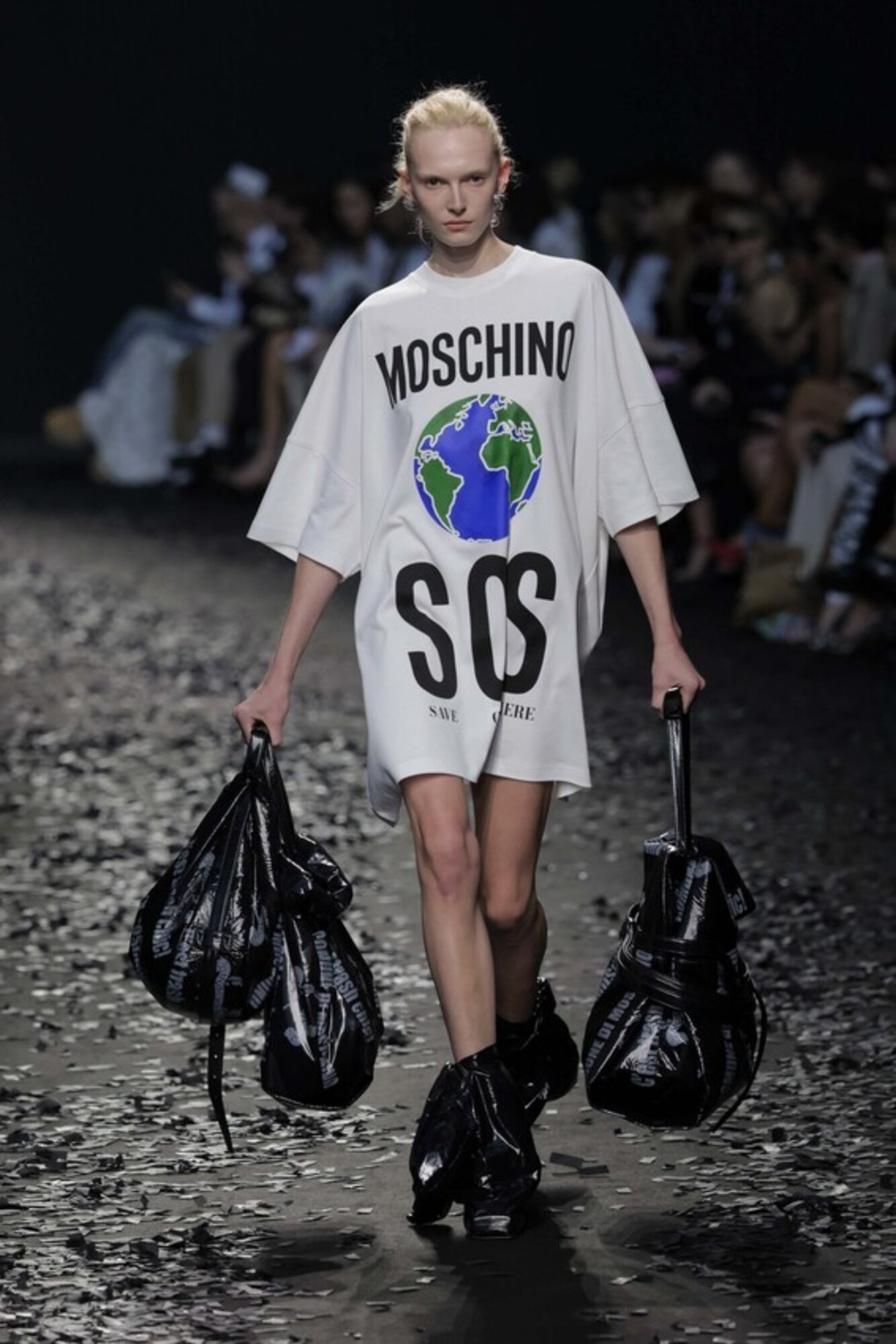 Moschino - Ready-to-Wear - Runway Collection - Women