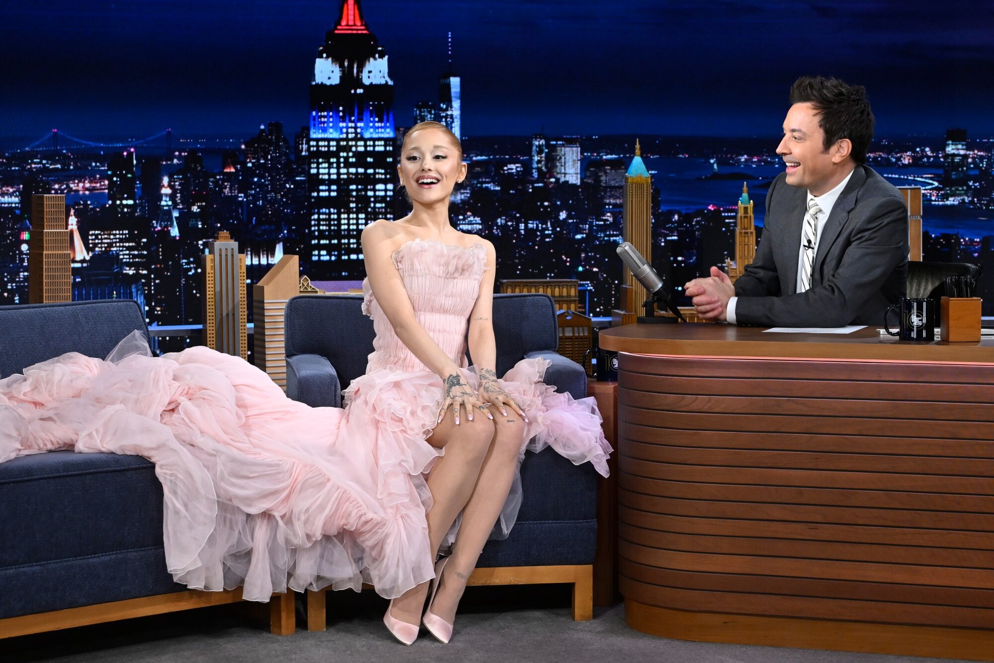 Ariana Grande és Jimmy Fallon