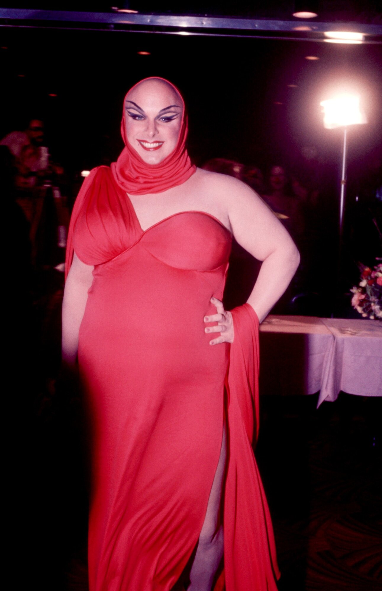 Divine, amerikai drag queen és színész.