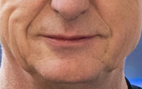 Mesterházy Attilának nincs is bajsza!