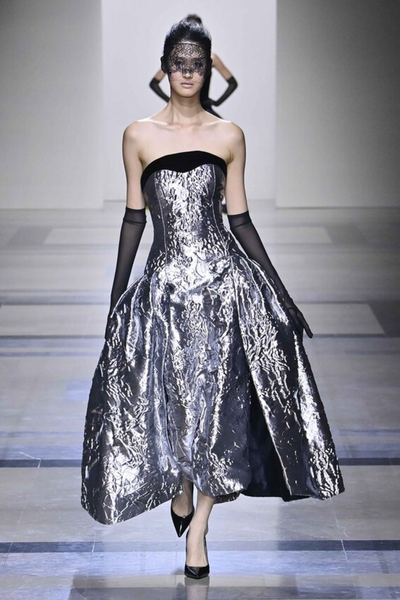 Georges Chakra új haute couture kollekciójának darabjai.