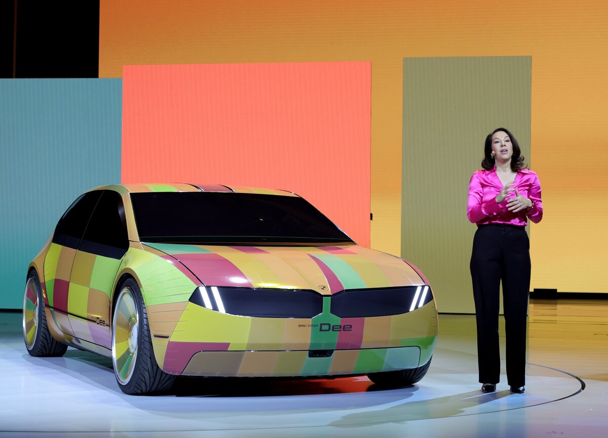 BMW i Vison Dee a januári CES kiállításon