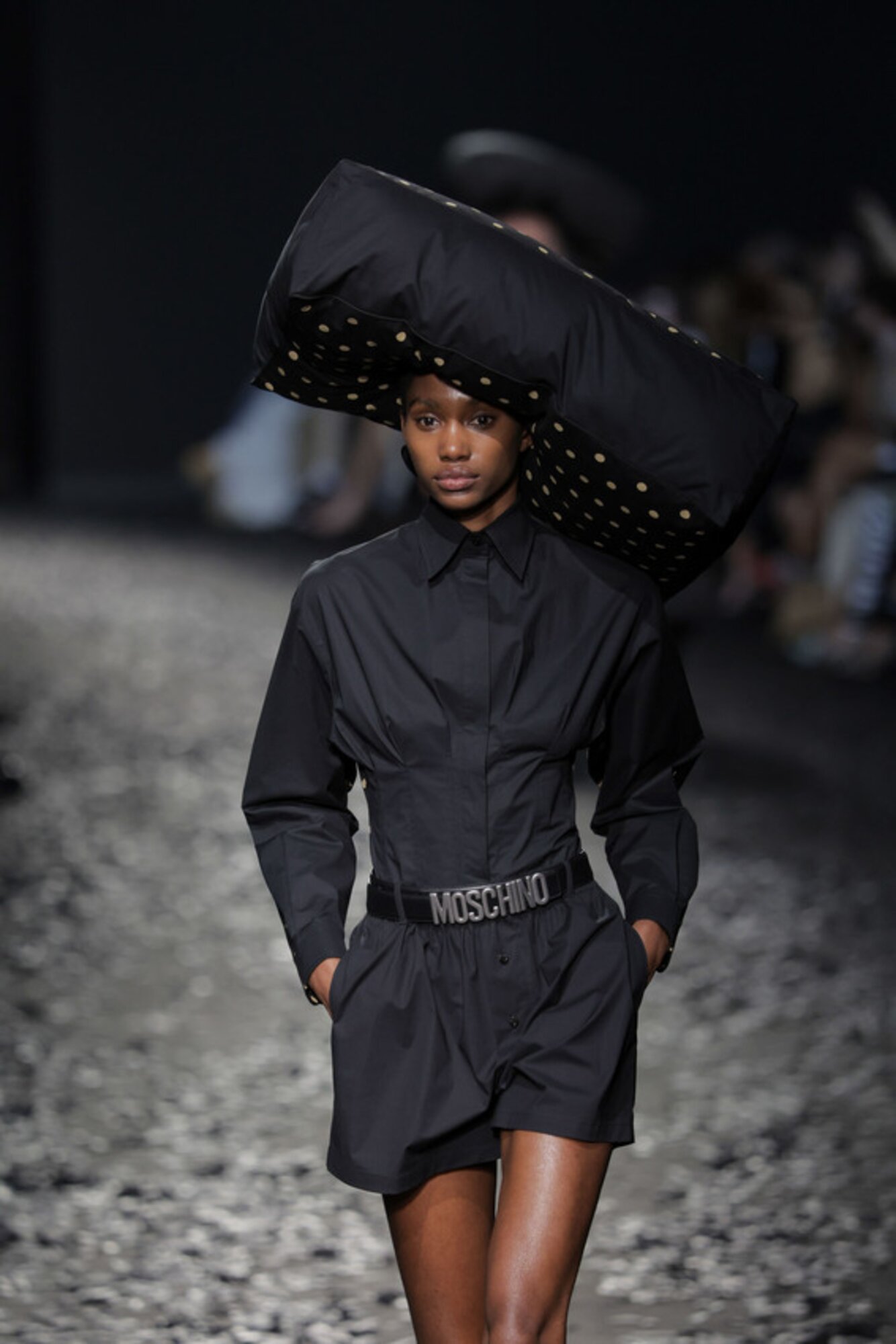 Moschino - Ready-to-Wear - Runway Collection - Women
