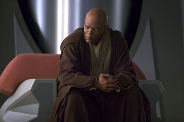 Milyen színű Mace Windu fénykardja?