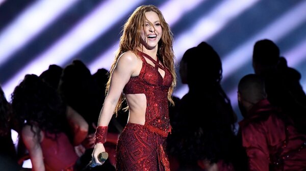 Shakira neve szinte szinonima a nyári slágerekre. Melyik dalából származik az alábbi sor? „The pressure is on, you feel it?”
