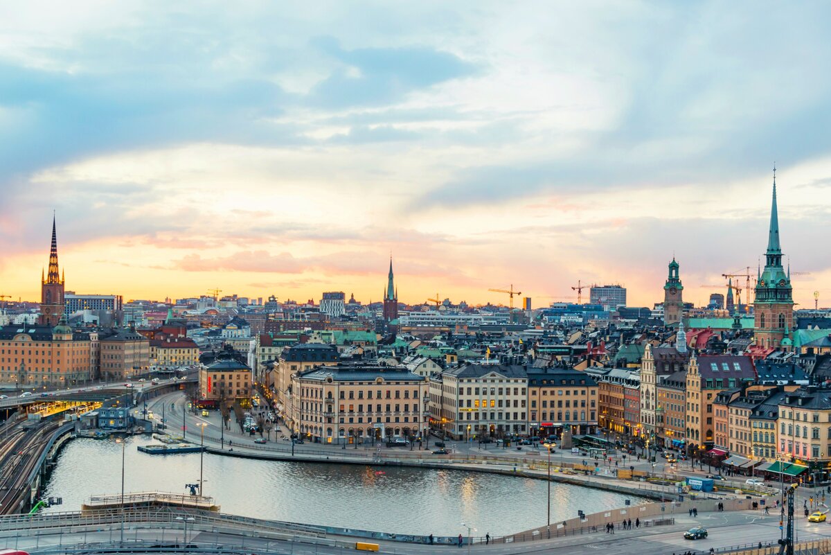 Stockholm a naplementében.