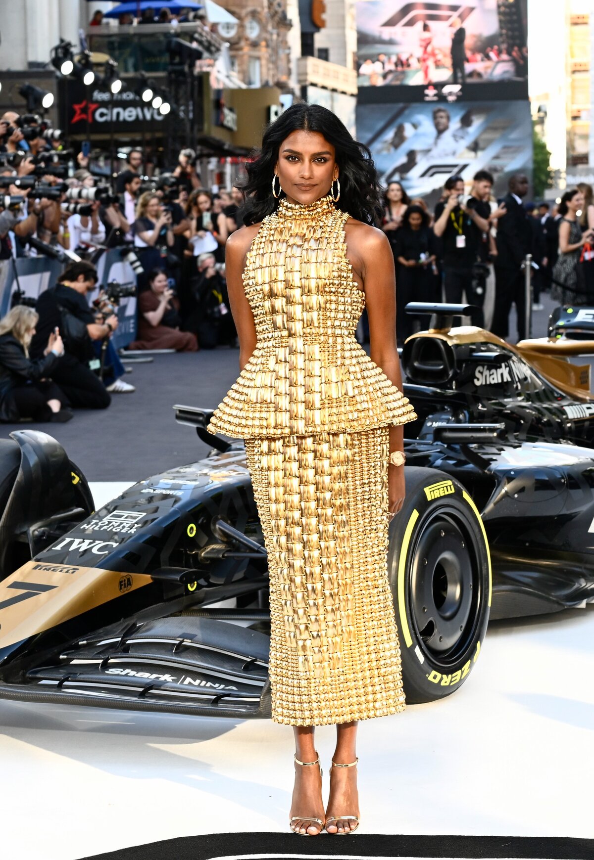 LONDON, ANGLIA – JÚNIUS 23.: Simone Ashley részt vesz az F1 ® The Movie európai premierjén a Cineworld moziban, a Leicester Square-en, 2025. június 23-án, Londonban, Angliában. ()