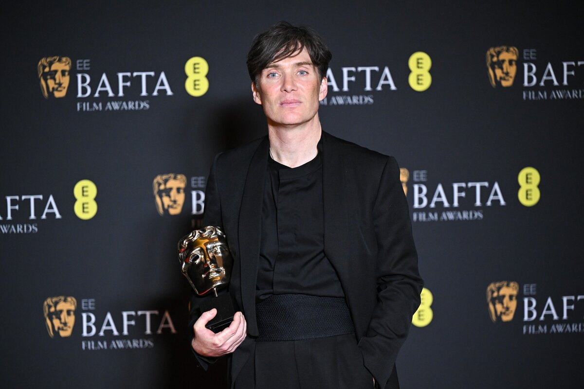 Cillian Murphy, a legjobb férfi főszereplőnek járó BAFTA-szoborral