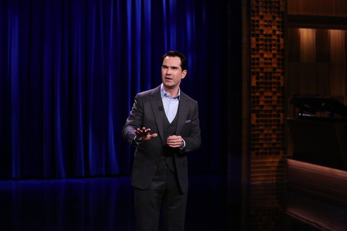 Jimmy Carr Jimmy Fallon műsorában.