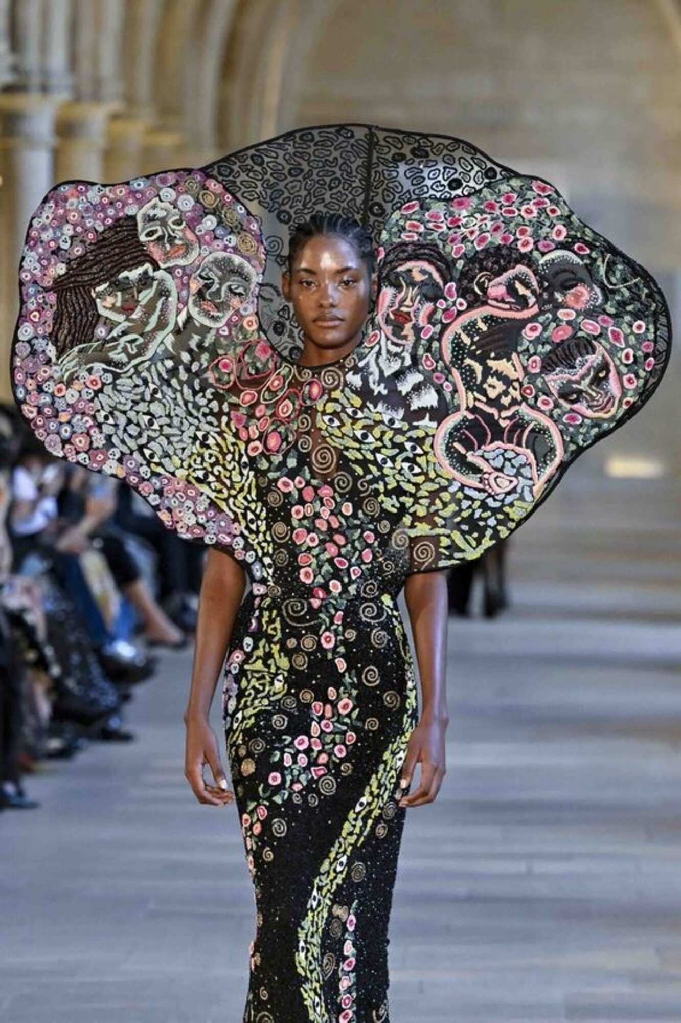 Raul Mishra új haute couture kollekciója.