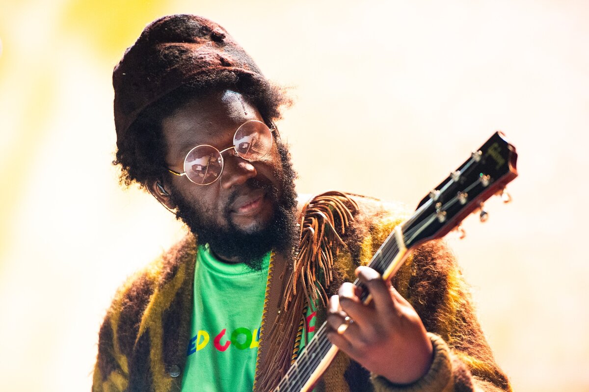 Michael Kiwanuka lemondta a Szigetet