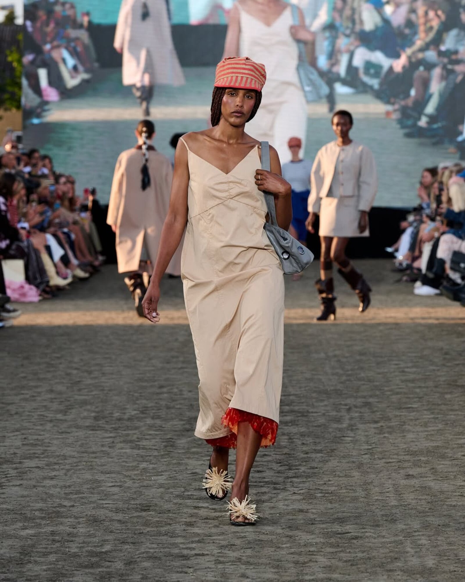 A Baum und Pferdgarten 2026-os kollekciója.