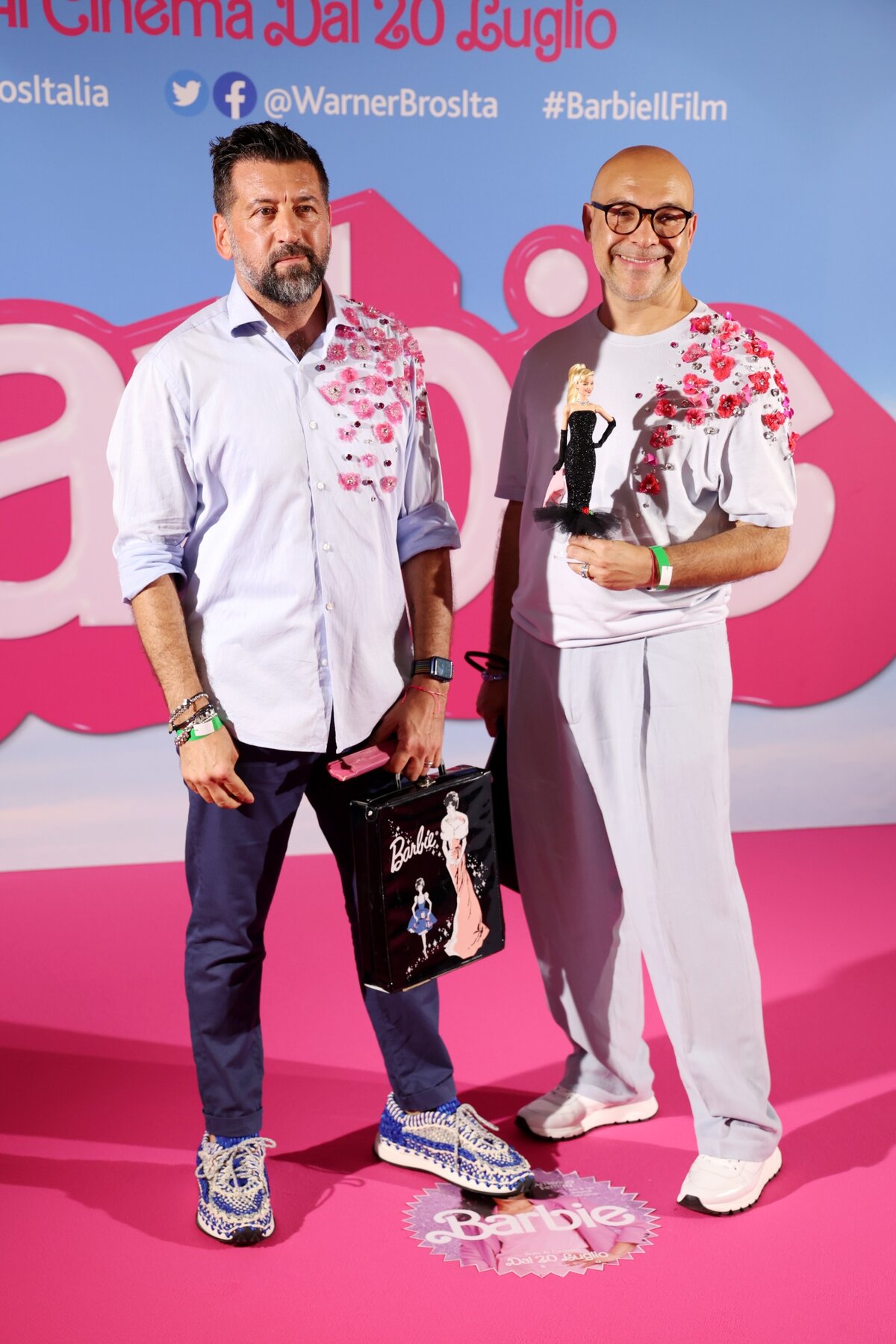 Gianni Grossi és Mario Paglino, azaz Magia2000 a Barbie film premierjén a Cinema Anteo CityLife moziban, 2023. július 18-án, Milánóban.